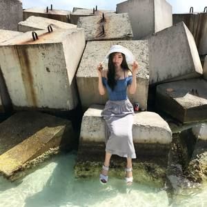 Meet your Posher, Sylvia